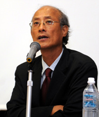 10-sympo-chungky.jpg
