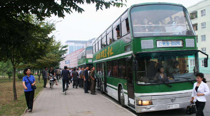 Copy (4) of 99event-imojomo-bus01.jpg