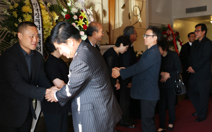 chungkiyul-momfuneral10.jpg