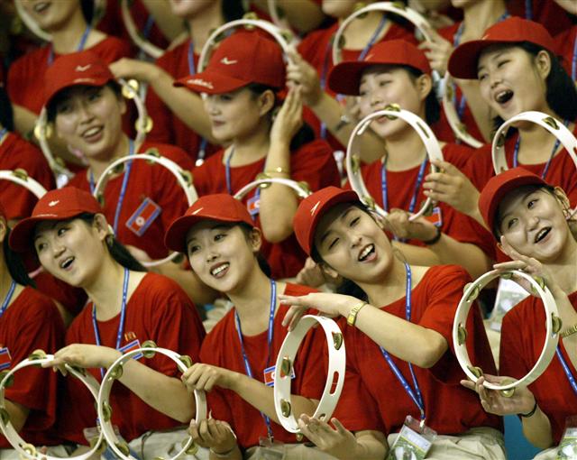 nk-cheer.jpg